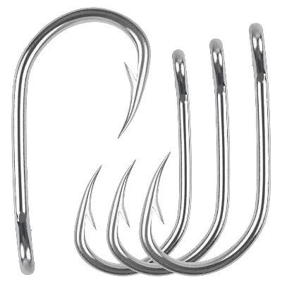 Circle Hook With Nightcrawlers