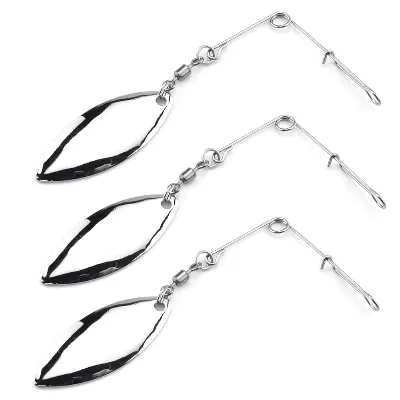 Spinnerbait With Reflective Blades